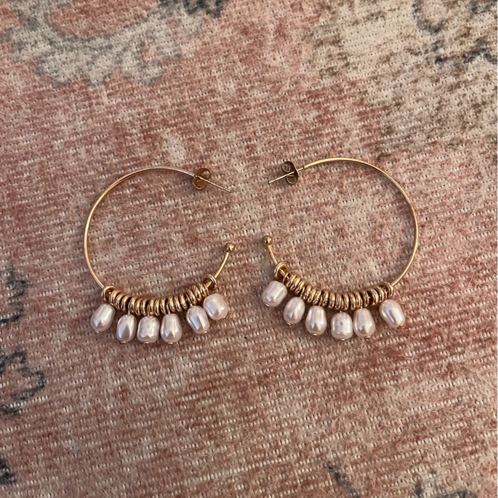Pearl hoop earrings